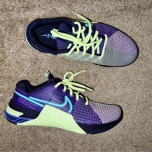 EEUC (worn twice!) Nike Women’s Metcon 8 Amp Deep Purple Barely Volt